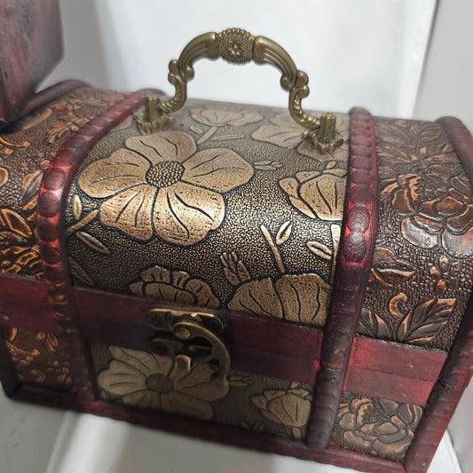 Vintage Style Treasure Chest Set  | Nesting Storage Boxes | Witchy Decor | Altar & Keepsake Boxes | Antique Look
