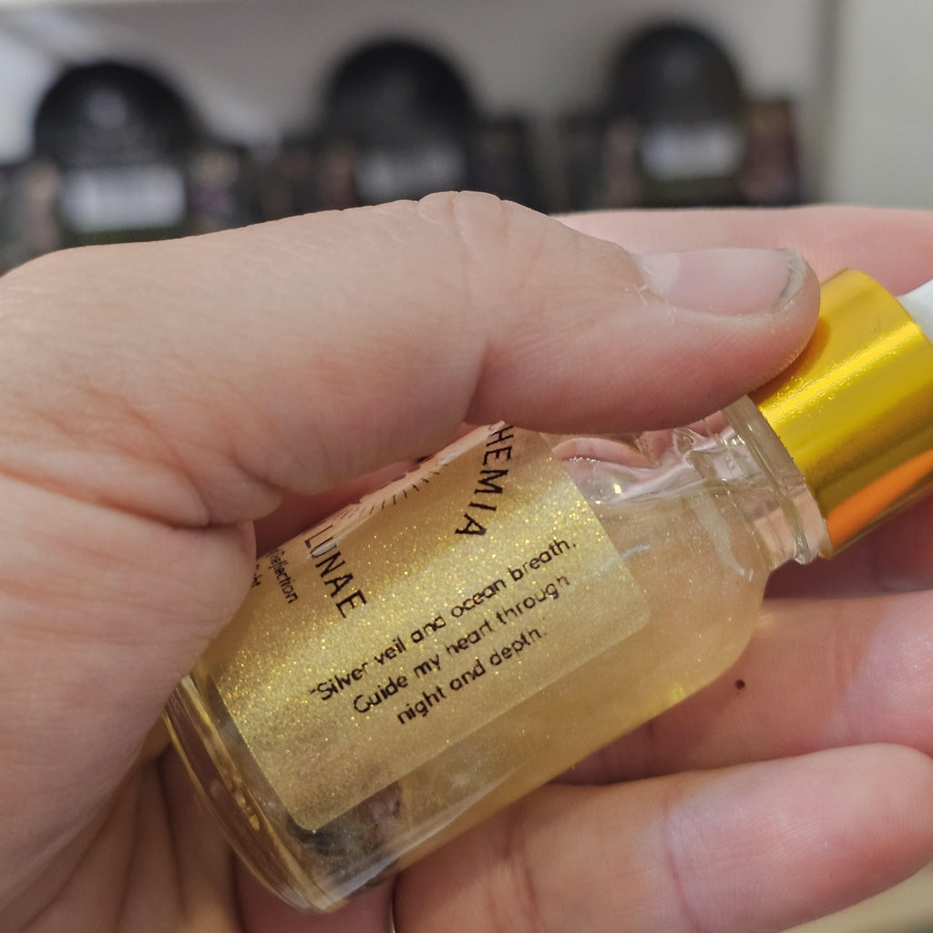 Anima Alchemia Sanctum Lunae – Anointing Oil of Intuition, Dreamwork, and Divine Feminine