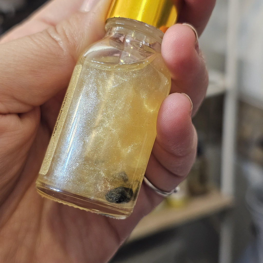 Anima Alchemia Sanctum Lunae – Anointing Oil of Intuition, Dreamwork, and Divine Feminine